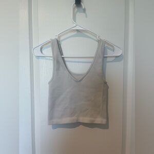 Women’s Size Small White Tank Top.